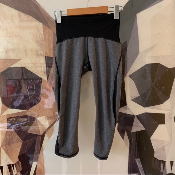 Lululemon Train Times Crop 17" Heathered Black 4 - Picture 8 of 12